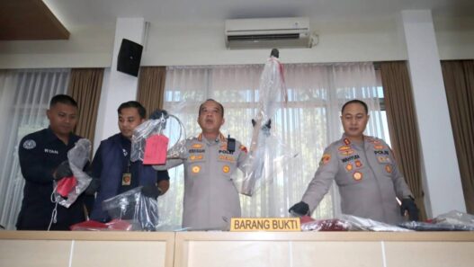 Gagal Santet Suami, Istri Sewa Pembunuh