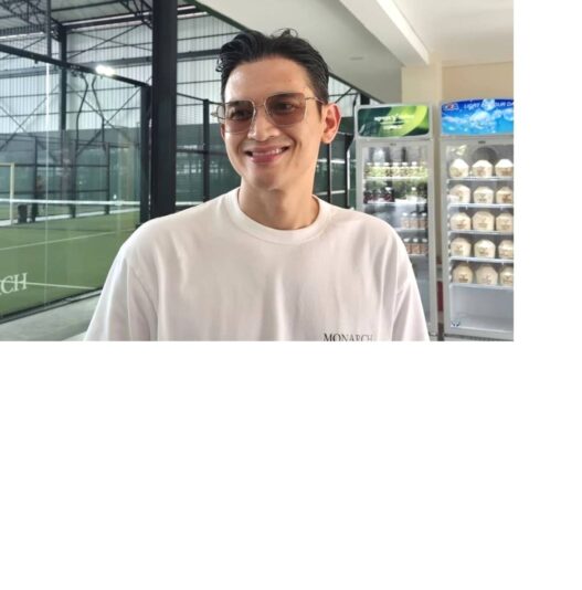 Geluti Bisnis Lapangan Padel
