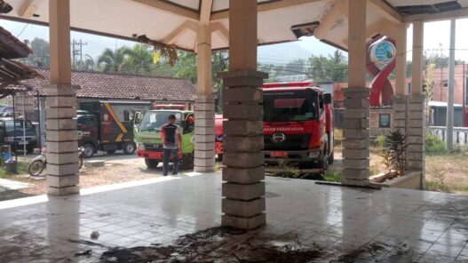 Gudang Eks Kantor Kecamatan Karangsambung Terbakar