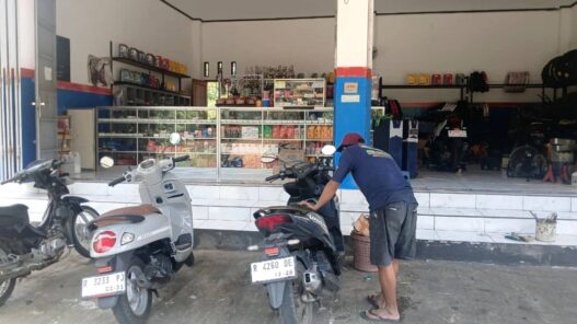 Harga Oli Motor Naik Bertahap