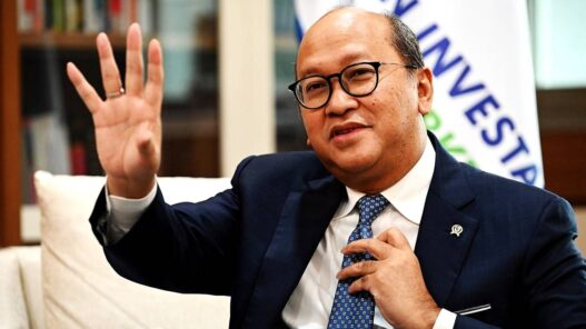 Hong Kong Jadi Investor Asing Terbesar