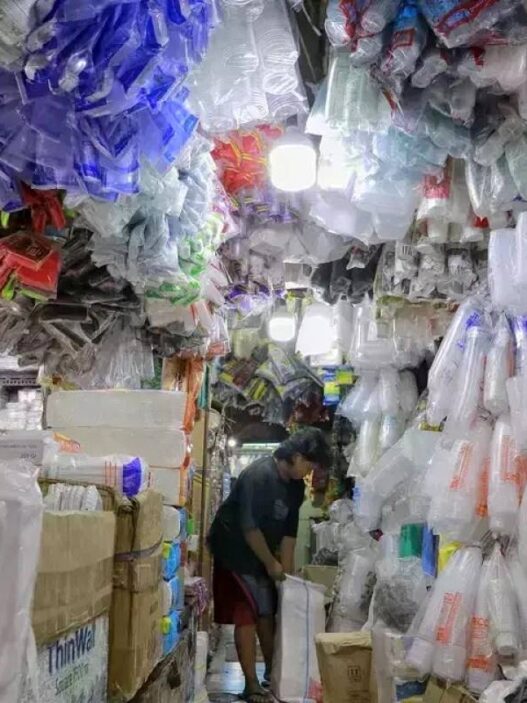 Impor Plastik China Ancam Industri Nasional