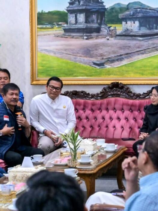 Indra Sjafri Dorong Pesepak Bola dari Desa