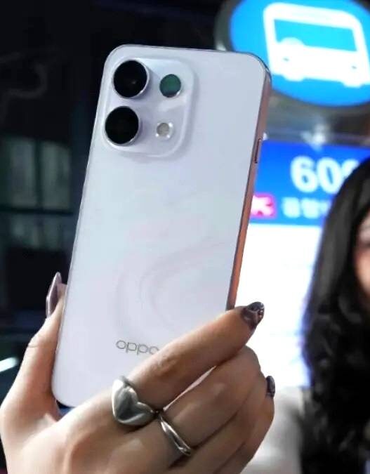 Kamera 200 MP Andalan Oppo Reno16 Series