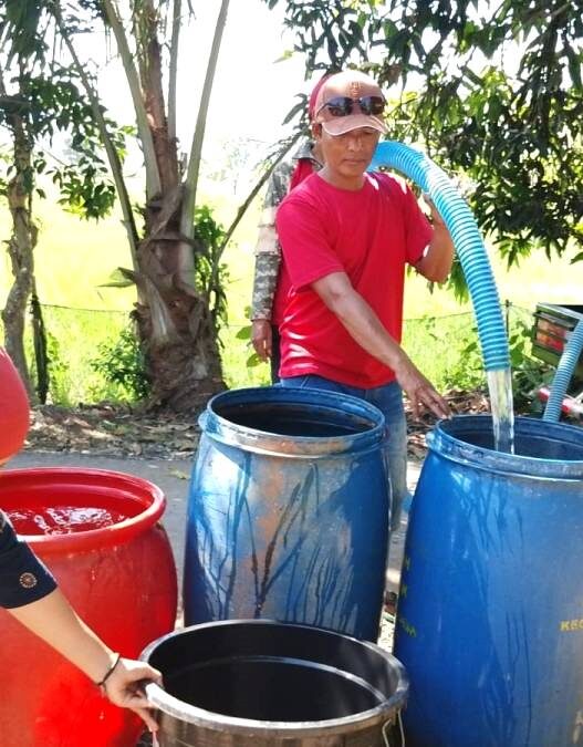 Kemarau Bikin Sumur Makin Asin