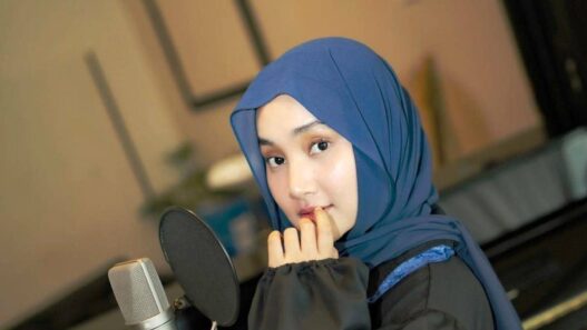 Kembali Masuk Studio