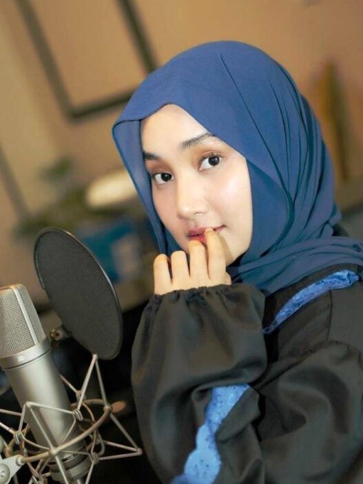 Kembali Masuk Studio