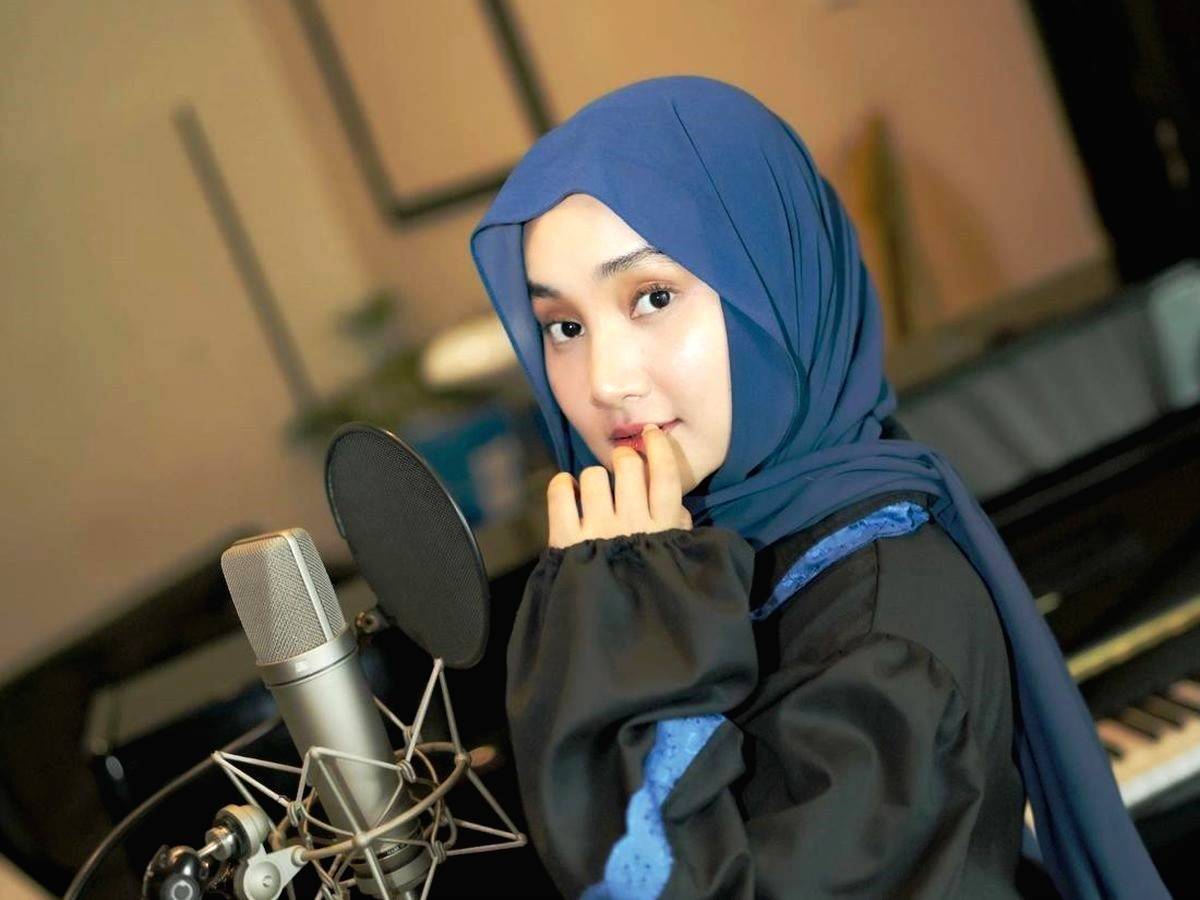 Kembali Masuk Studio