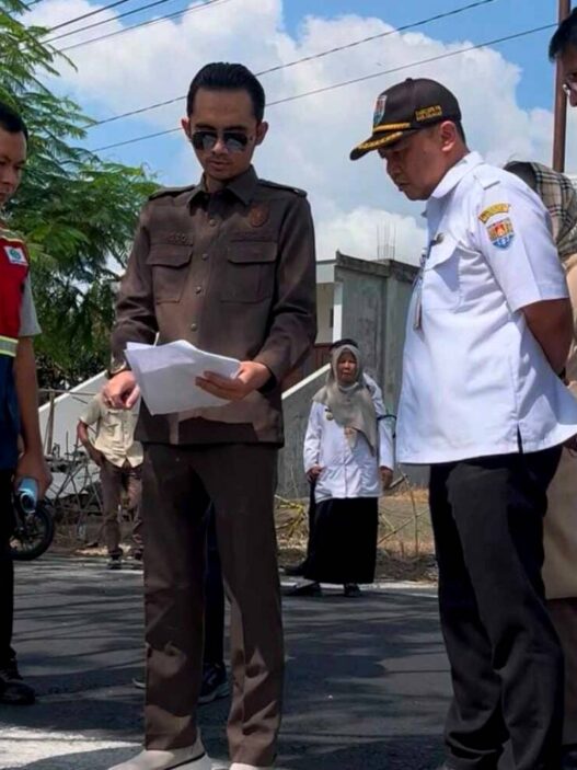 Komisi C Temukan Retakan Ketebalan Tak Sesuai