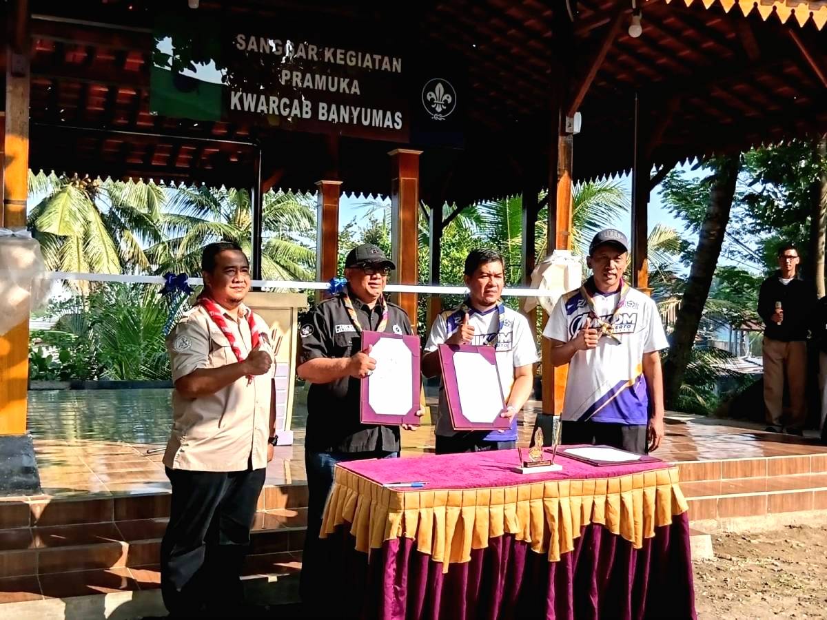 Kwarcab Resmikan Sanggar Pramuka Amikom Purwokerto