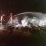 Lahan di Kawasan TPA di Gumilir Terbakar
