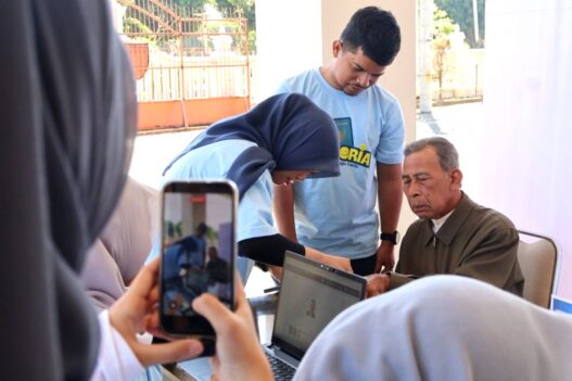 Layanan Elektrik Permudah Warga Urus Paspor