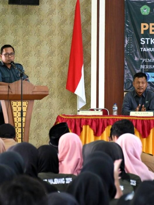 Mahasiswa KKN Dibekali Bawaslu, Siap Edukasi Demokrasi