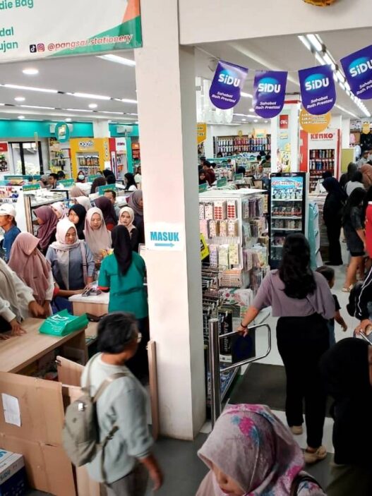 Makin Ramai di Pekan Terakhir