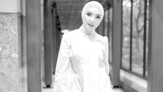 Mantap Berhijab Usai Haji