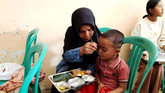 MBG Perdana Jangkau 256 Warga