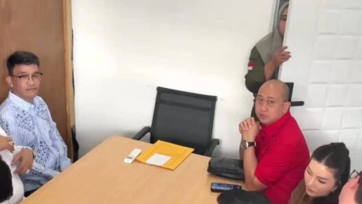 Mediasi Buntu, Sidang Ditunda Bulan Depan