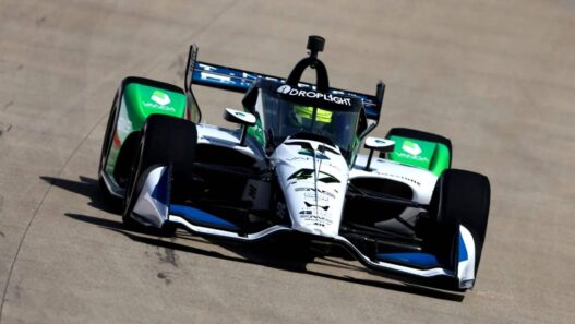 Mick Schumacher Finis 10 Besar Perdana