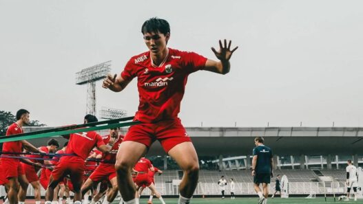 Mitchell Baker Masuk Skuad