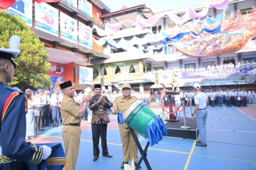 MPLS Fokus Bentuk Karakter dan Dunia Kerja