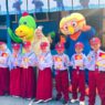 MPLS Hadirkan Badut dan Pakaian Adat