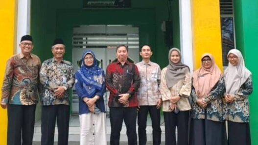 MTsN 1 Banyumas Terima Monev Ombudsman RI