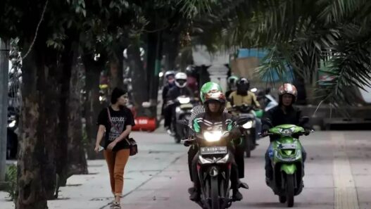 Naik Motor Bisa Didenda hingga Rp 500 Ribu