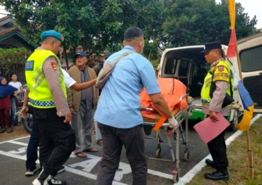 Niat Beri Uang Saku Cucunya, Tertemper Lokomotif