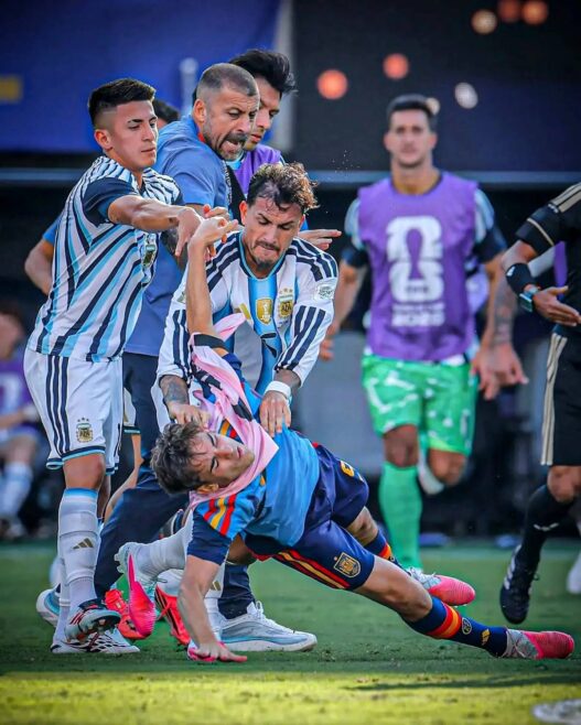 Paredes Terancam Sanksi Berat FIFA