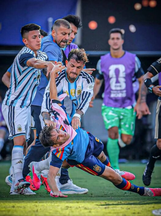 Paredes Terancam Sanksi Berat FIFA