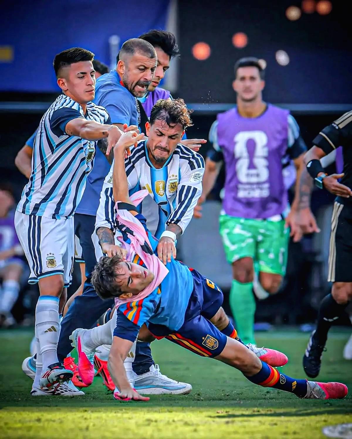 Paredes Terancam Sanksi Berat FIFA