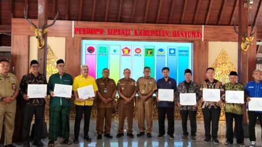 PDI P Terima Bantuan Parpol Terbesar