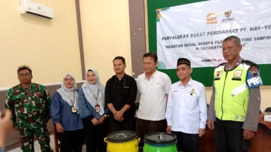 Peduli Lingkungan, PT MBK Ventura Bagikan 45 Tempat Sampah