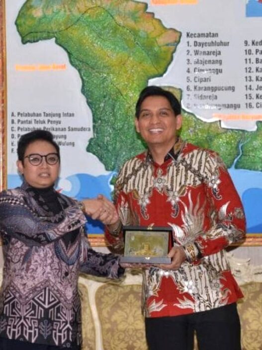 Pelabuhan Perikanan Cilacap Sebatas Bongkar Muat