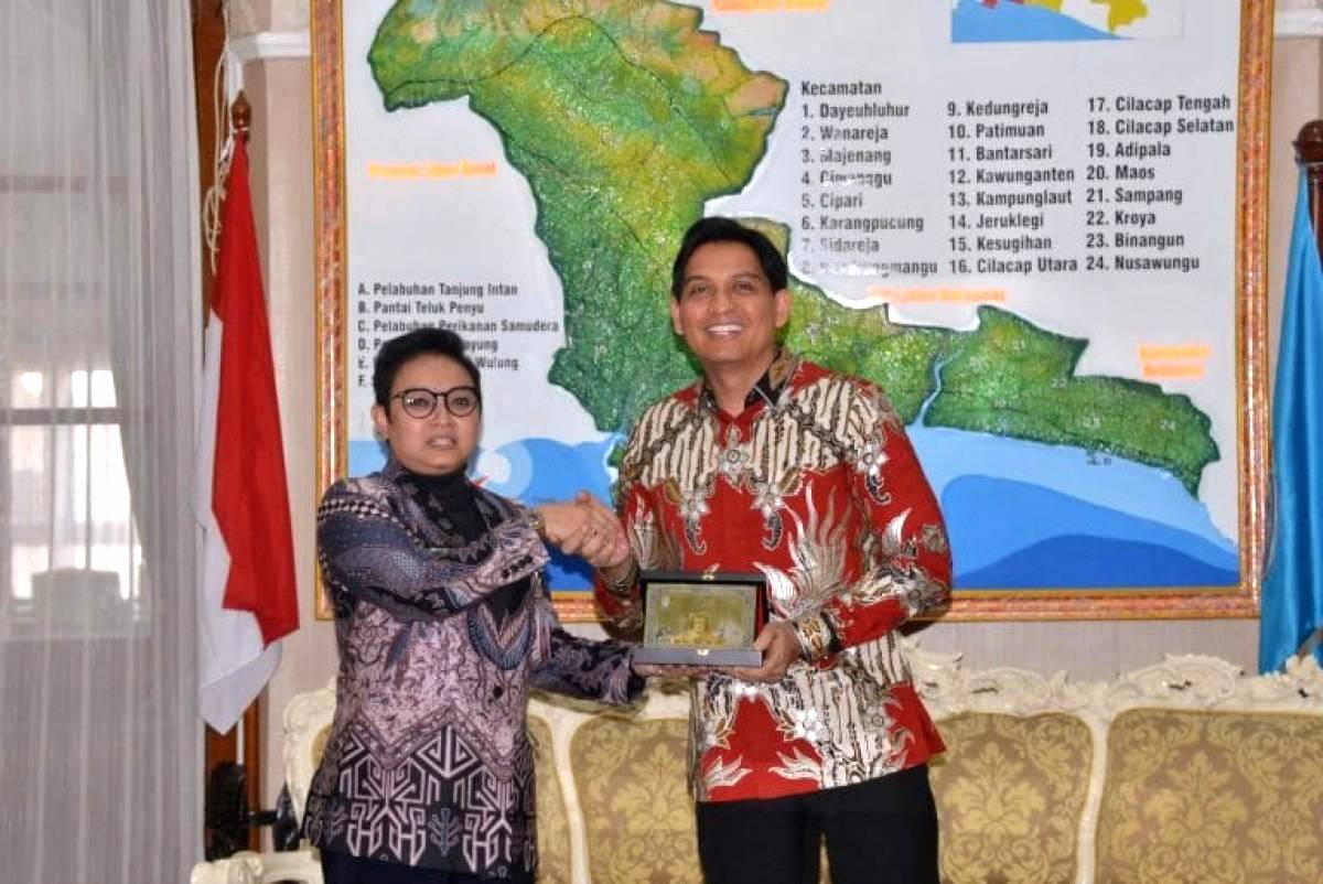 Pelabuhan Perikanan Cilacap Sebatas Bongkar Muat