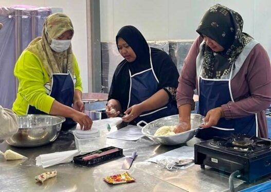 Pelatihan Kerja Bantu Warga Buka Usaha