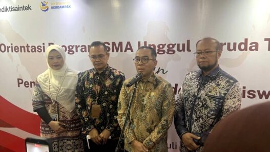 Pemerintah Kaji Kembali Kesejahteraan Dosen