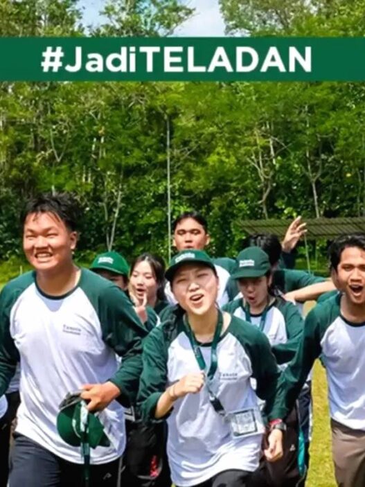 Penerima Beasiswa Teladan