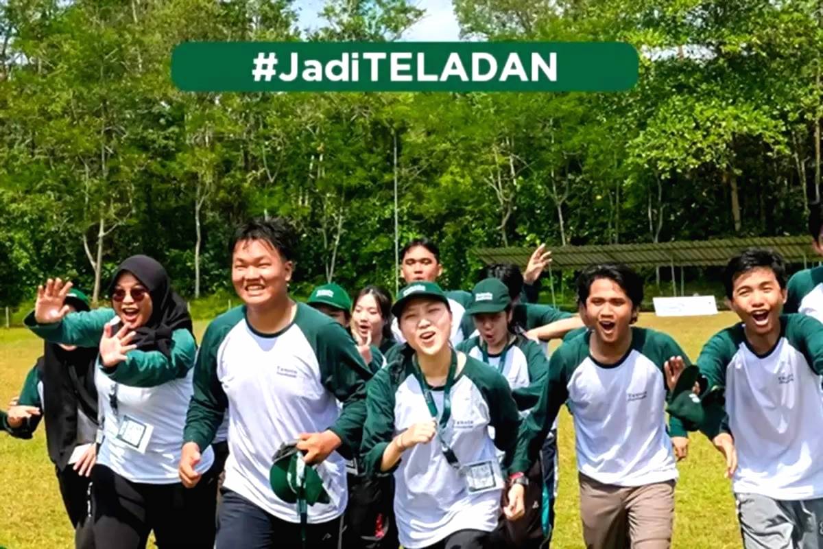 Penerima Beasiswa Teladan