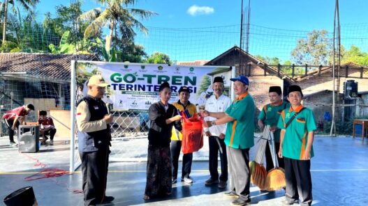 Perkuat Pembinaan Pesantren, Kemenag Dorong Go Tren