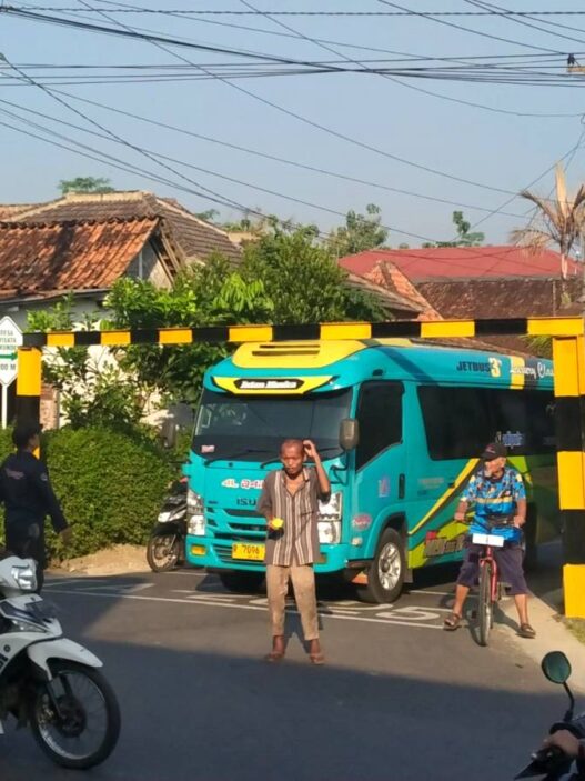 Portal Pembatas Belum Dipastikan Dicabut