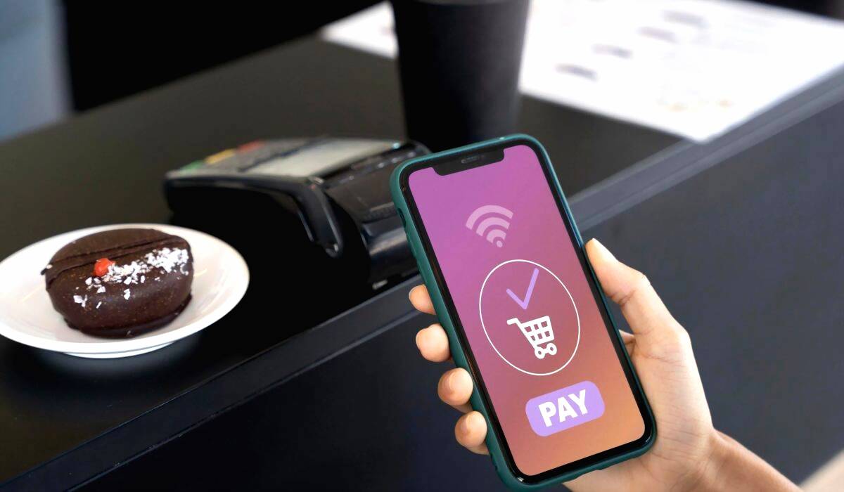 Praktisya Dompet Digital