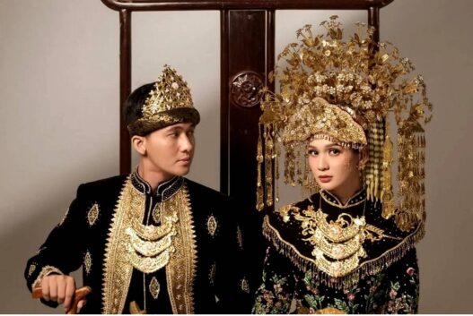 Prewed Pakai Baju Palembang