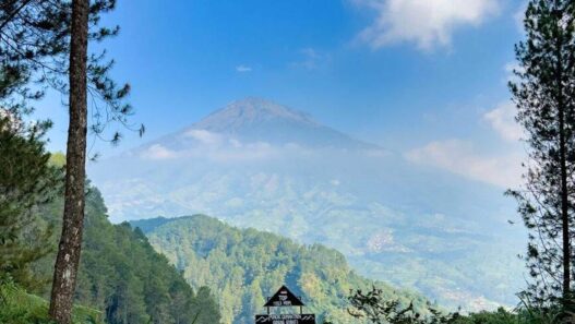 Puncak Gilimantren