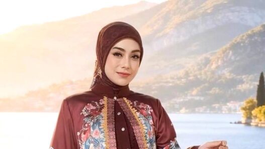 Rahasiakan Wajah Suami