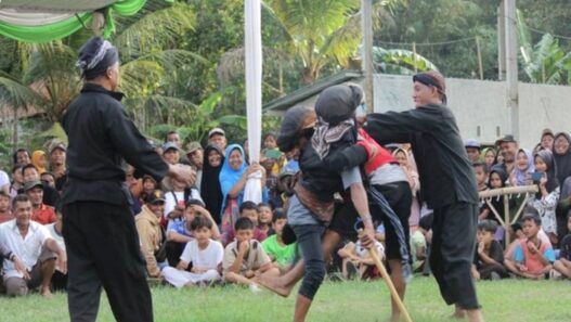 Ritual Adat Ujungan Lolos Penetapan WBTb