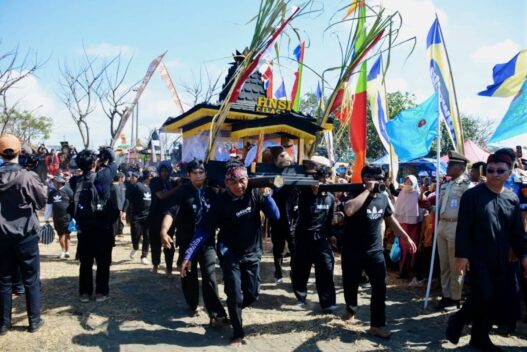 Ritual Tak Lekang Zaman, Jaga Warisan Budaya Nelayan