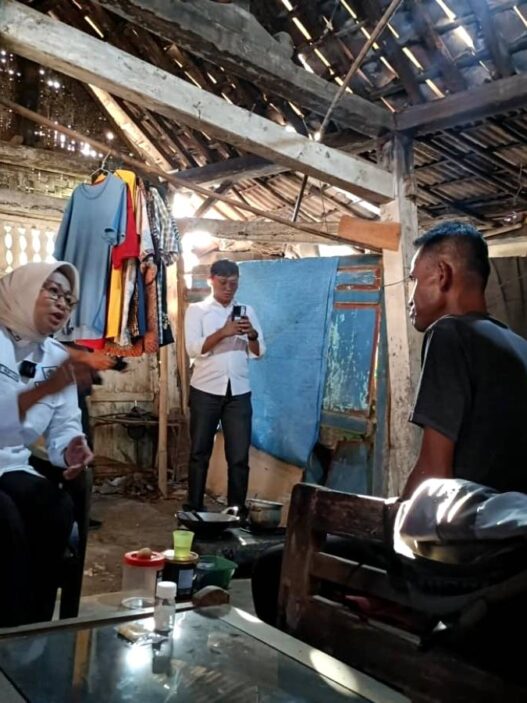 Sebatang Kara, Taryono Dapat Bantuan Bedah Rumah