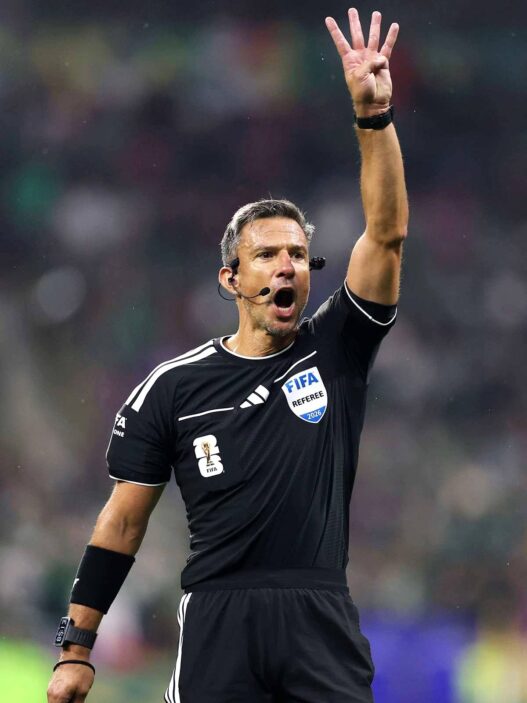 Slavko Vincic Pimpin Final Piala Dunia