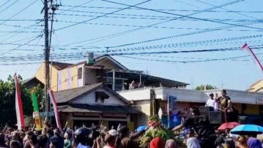 Syukur Hasil Bumi, Warga Kuripan Lor Gelar Memetri Bumi